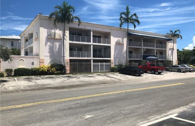 32 NE 22 - 32 NE 22nd Ave, Pompano Beach, FL 33062