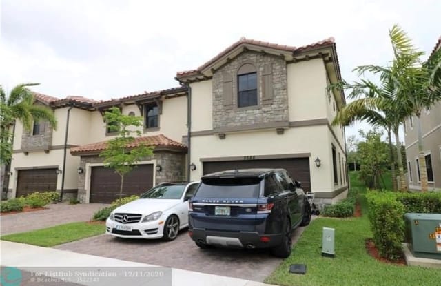 9586 town parc circle s - 9586 Town Parc Circle South, Parkland, FL 33076