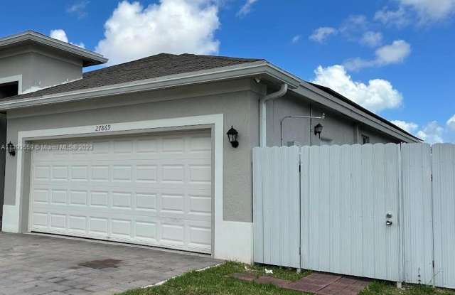 27869 SW 133rd Ave - 27869 Southwest 133rd Avenue, Miami-Dade County, FL 33033