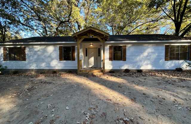 Photo of 596 N. McLemore