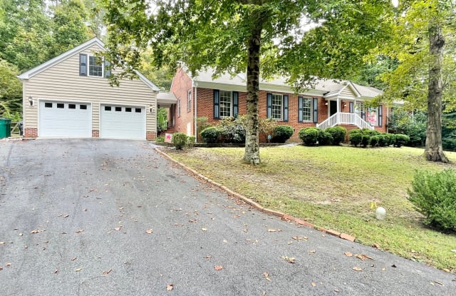 3 Huntington Dr - 3 Huntington Drive, James City County, VA 23188