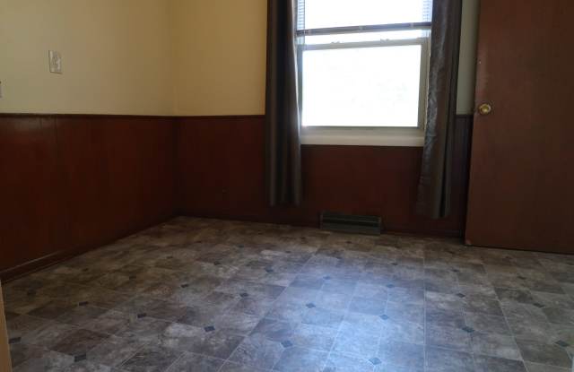 4907 Kalamazoo Avenue Southeast