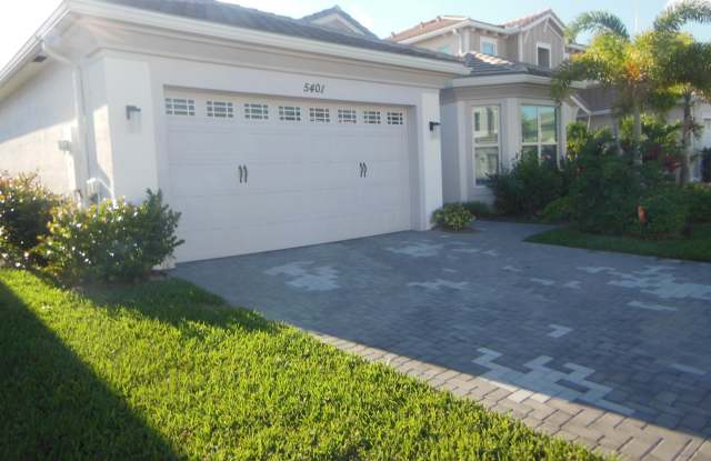 5401 Pecan Drive
