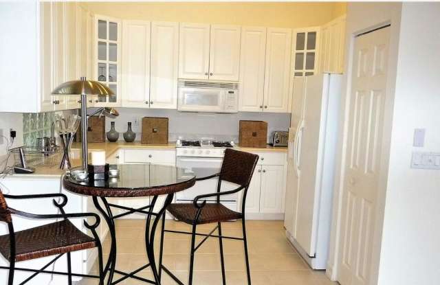 10768 Waterford Pl Place