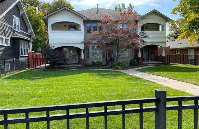 Photo of 804 E LINCOLN Avenue