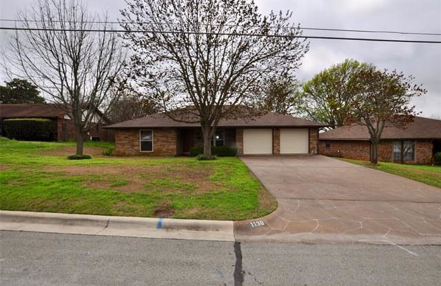 1136 Jameson Street - 1136 Jameson Street, Weatherford, TX 76086