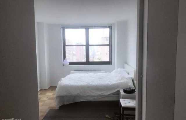 193 E 70th St - 193 East 70th Street, New York City, NY 10021