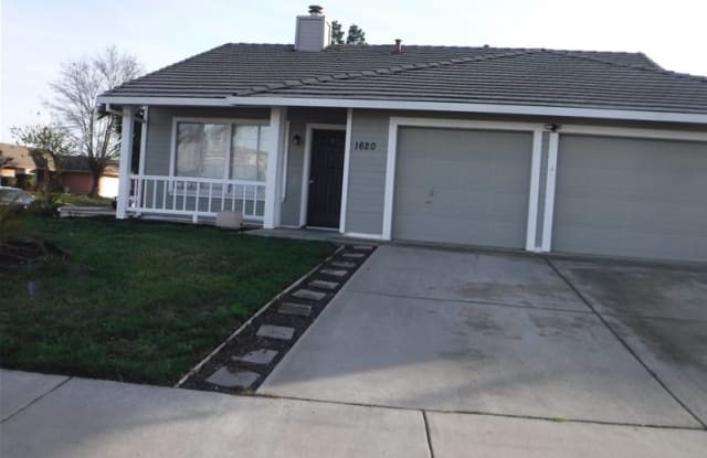 1620 Pebble Beach Dr - 1620 Pebble Beach Drive, Yuba City, CA 95993