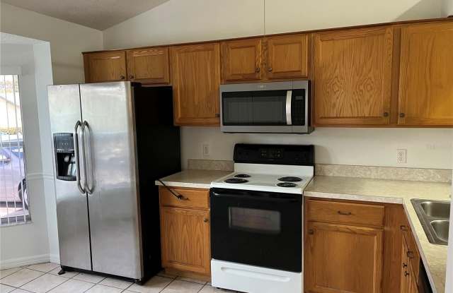 3221 VILLA WAY CIRCLE