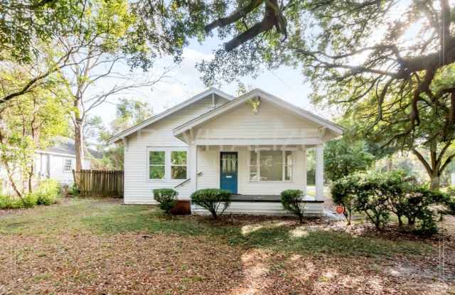 Photo of Updated 3 Bed 2 Bath with Large Fenced Yard