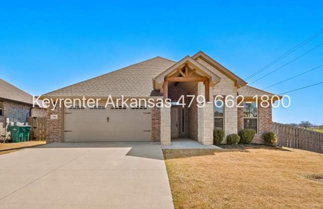 Gorgeous 4‑Bedroom Home with Stainless Appliances & Pond View