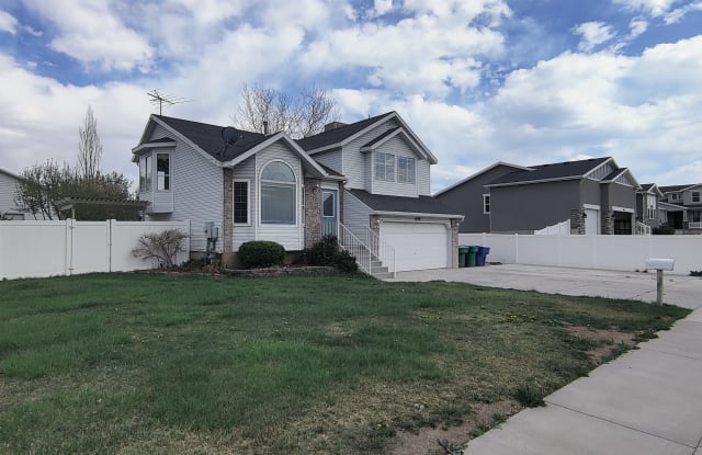 1744 N 1400 W - 1744 North 1400 West, Lehi, UT 84043