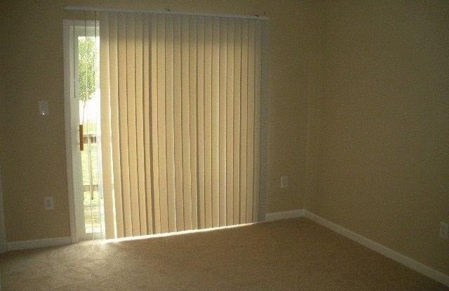 1042 COMMERCIAL COURT