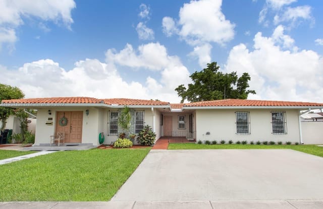 7875 SW 12th St - 7875 SW 12th St, Westchester, FL 33106