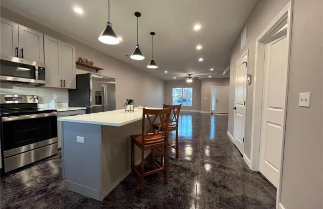 Photo of 313 N Lincoln Avenue