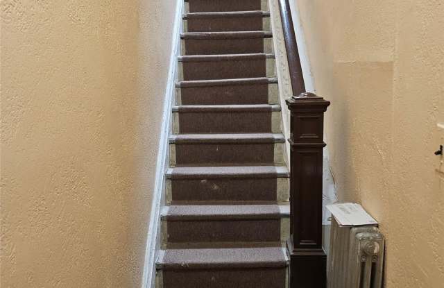 180 Jericho Turnpike