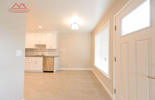 1823 El Parque Court