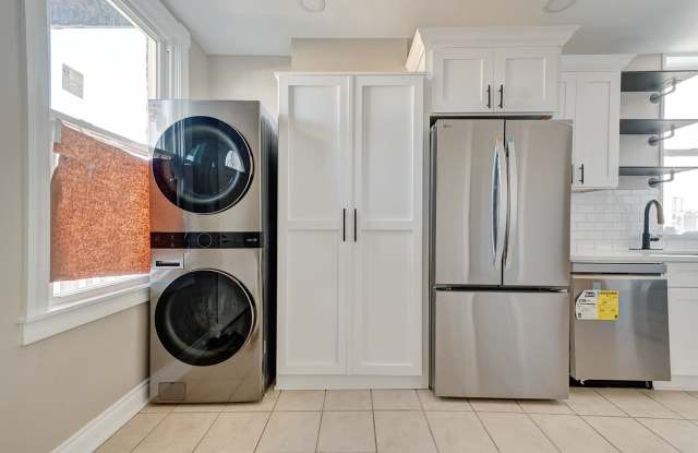 2122 South Ashland Avenue