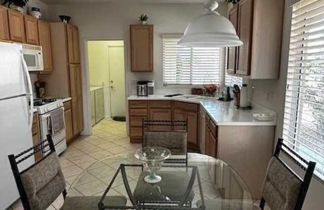 39830 Somerset Avenue