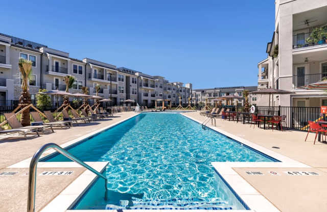 Photo of Arco Pilare