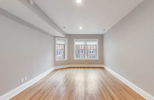 Photo of 948 Pleasant St.