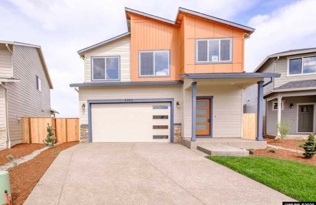 Must See in NE Albany!