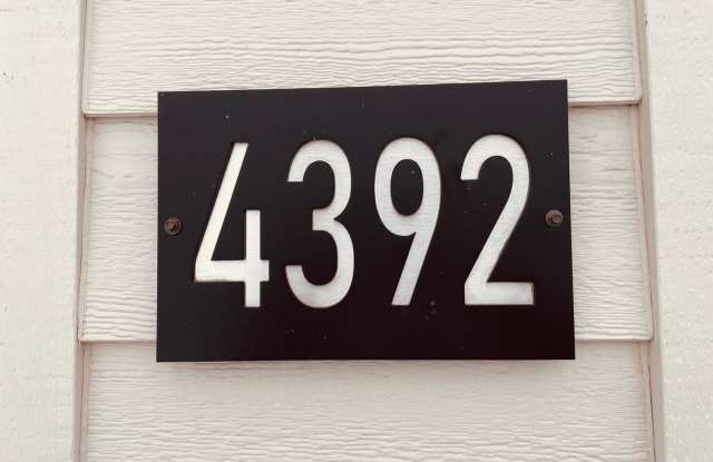 4392 Brookside Ln.