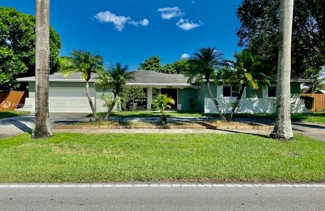 11433 SW 107th Ave - 11433 SW 107th Ave, Kendall, FL 33176