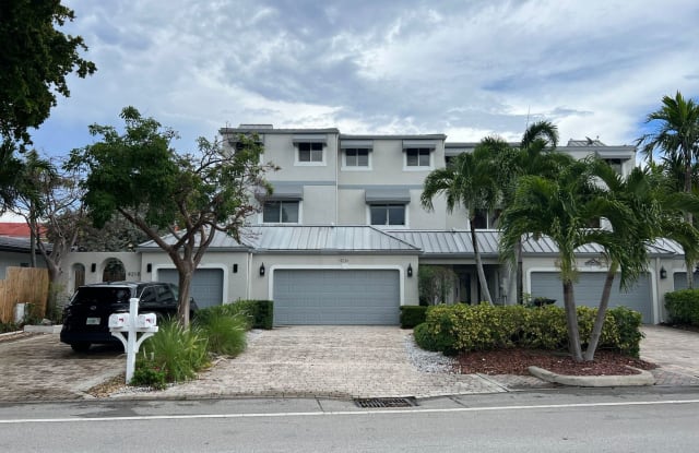 4216 Seagrape Dr - 4216 Sea Grape Drive, Lauderdale-by-the-Sea, FL 33308