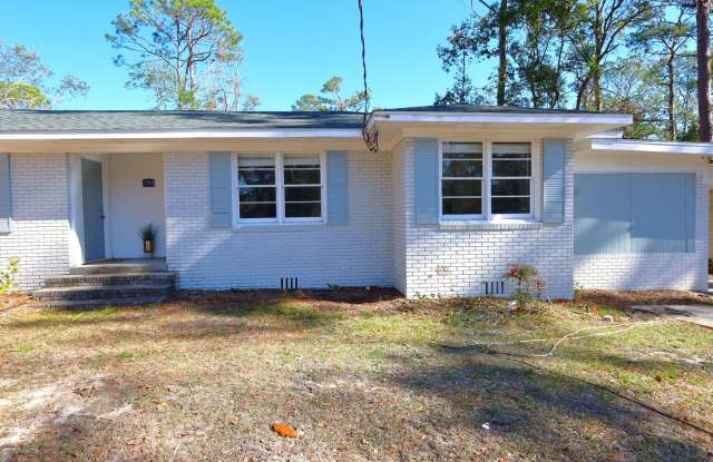 1709 Azalea Drive, Unit A