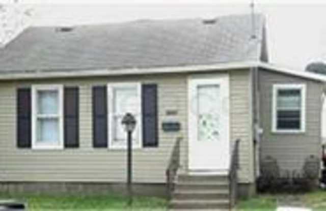 Photo of 1710 Miles Avenue