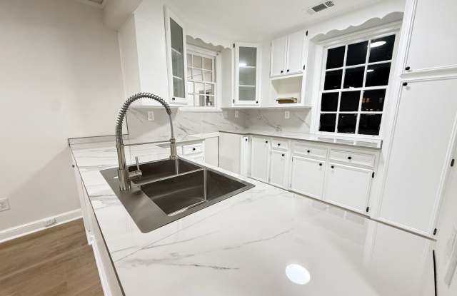 Fully Remodeled 3BR/2BA Home!