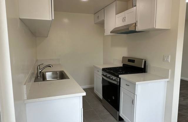 Photo of 1371 Hilda Ave Apt 3