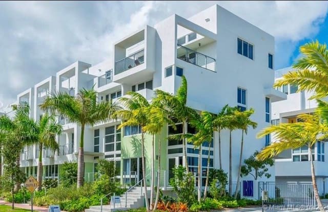 71 N Shore Dr - 71 North Shore Drive, Miami Beach, FL 33141