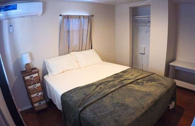 4725 N Camino Feliz