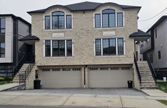 74 West Edsall Boulevard