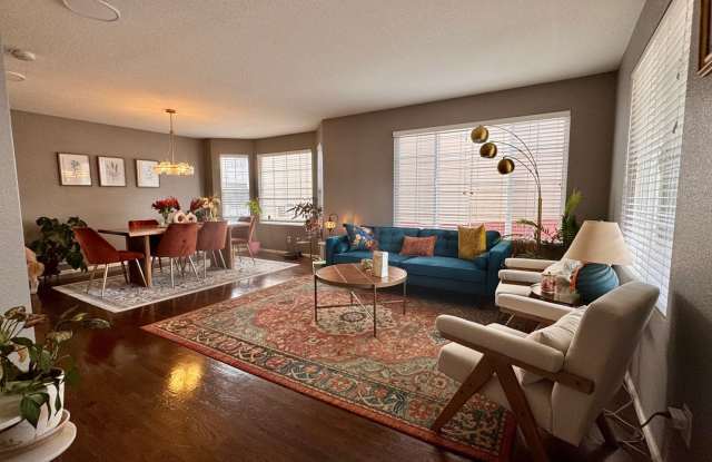 Spacious 4BR House in Erie