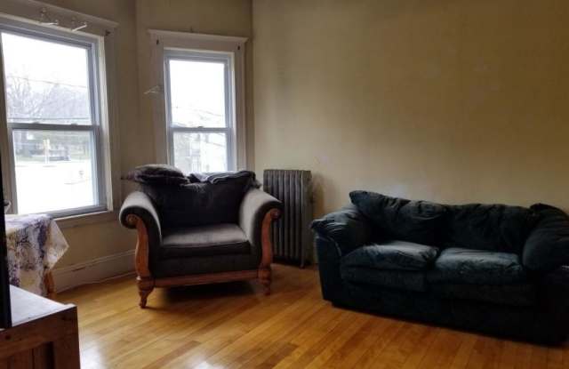 14 Warner St.