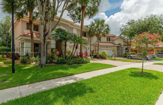 9065 Silver Glen Way