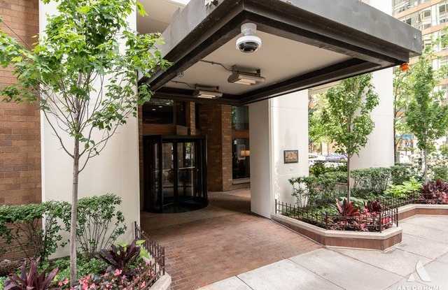 400 E Ohio Street unit: 2302