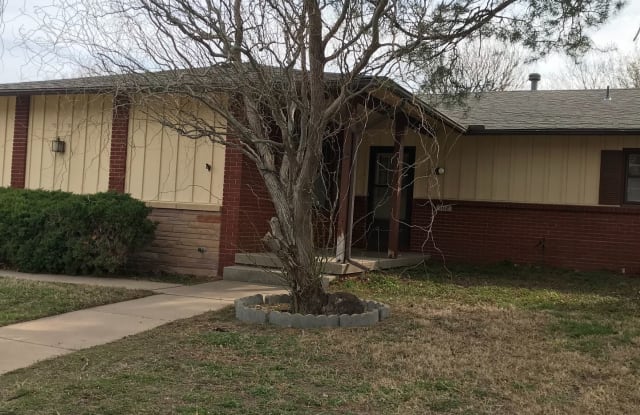 102 S. OakWood Ave - 102 S Oakwood St, Wichita, KS 67218