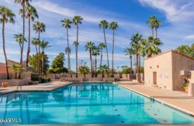 Photo of 7316 N VIA CAMELLO DEL NORTE -- unit: 106