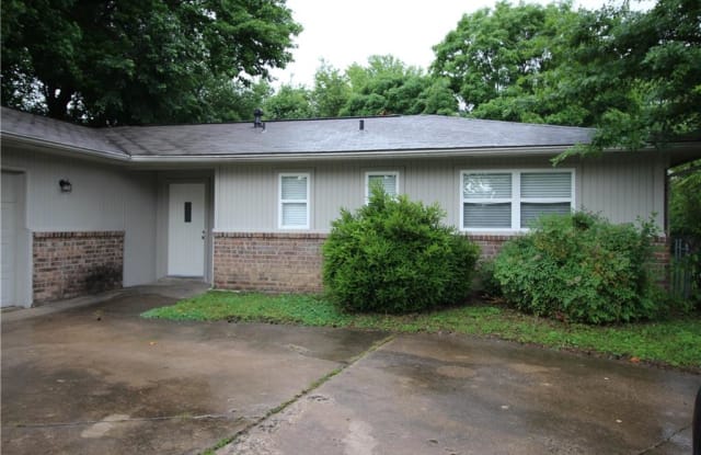 2103  SE 15th  ST - 2103 Southeast 15th Street, Bentonville, AR 72712