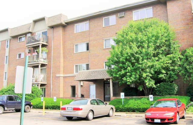 2300 Beau Monde Terrace