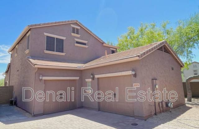 3979 E Melinda Dr