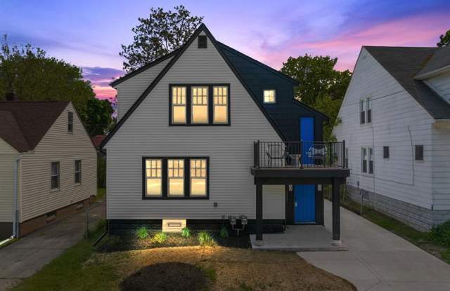 308-310 East Harry Ave