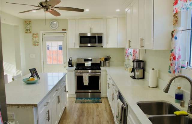 15609 S Haskins Avenue