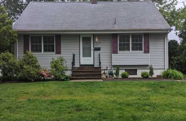 492  Dorchester Road