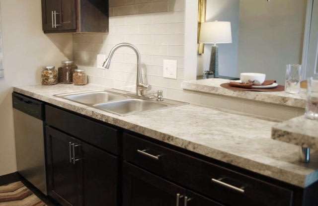 4260 Hidden Lakes Dr SE Unit E31