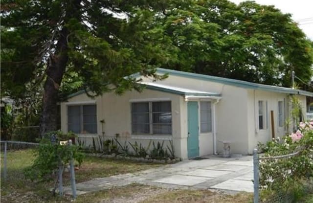 2727 NE 6th Ln - 2727 Northeast 6th Lane, Wilton Manors, FL 33334